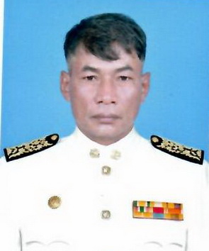 นายทองอินทร์  สมินทอง